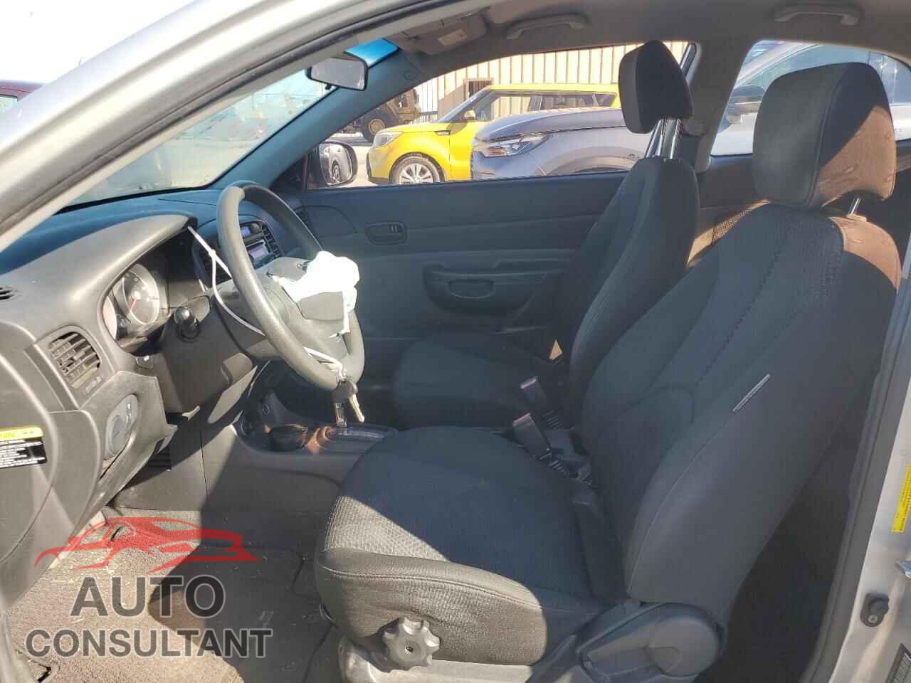 HYUNDAI ACCENT 2010 - KMHCM3AC0AU160672
