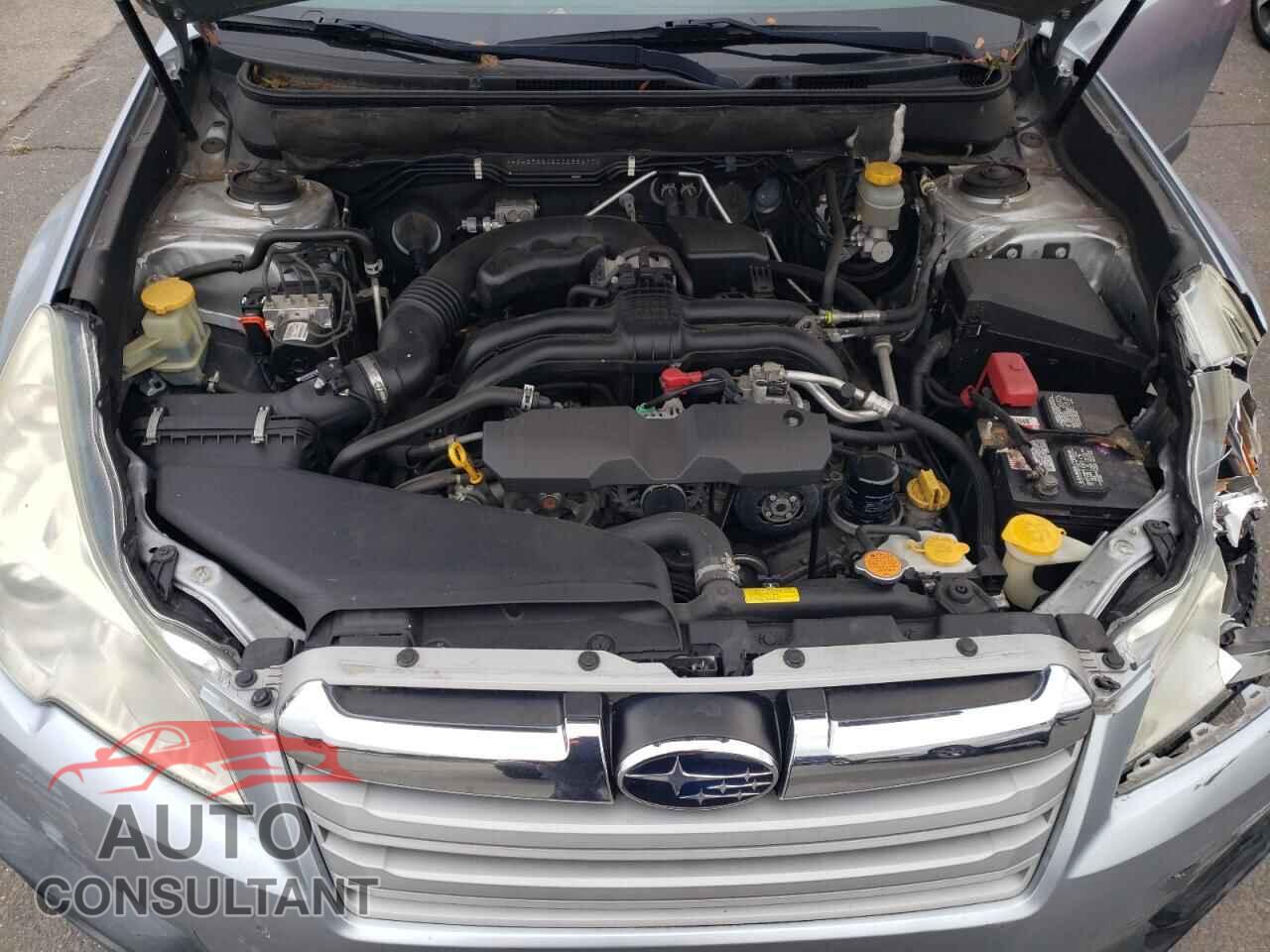 SUBARU OUTBACK 2013 - 4S4BRBBC2D3258697