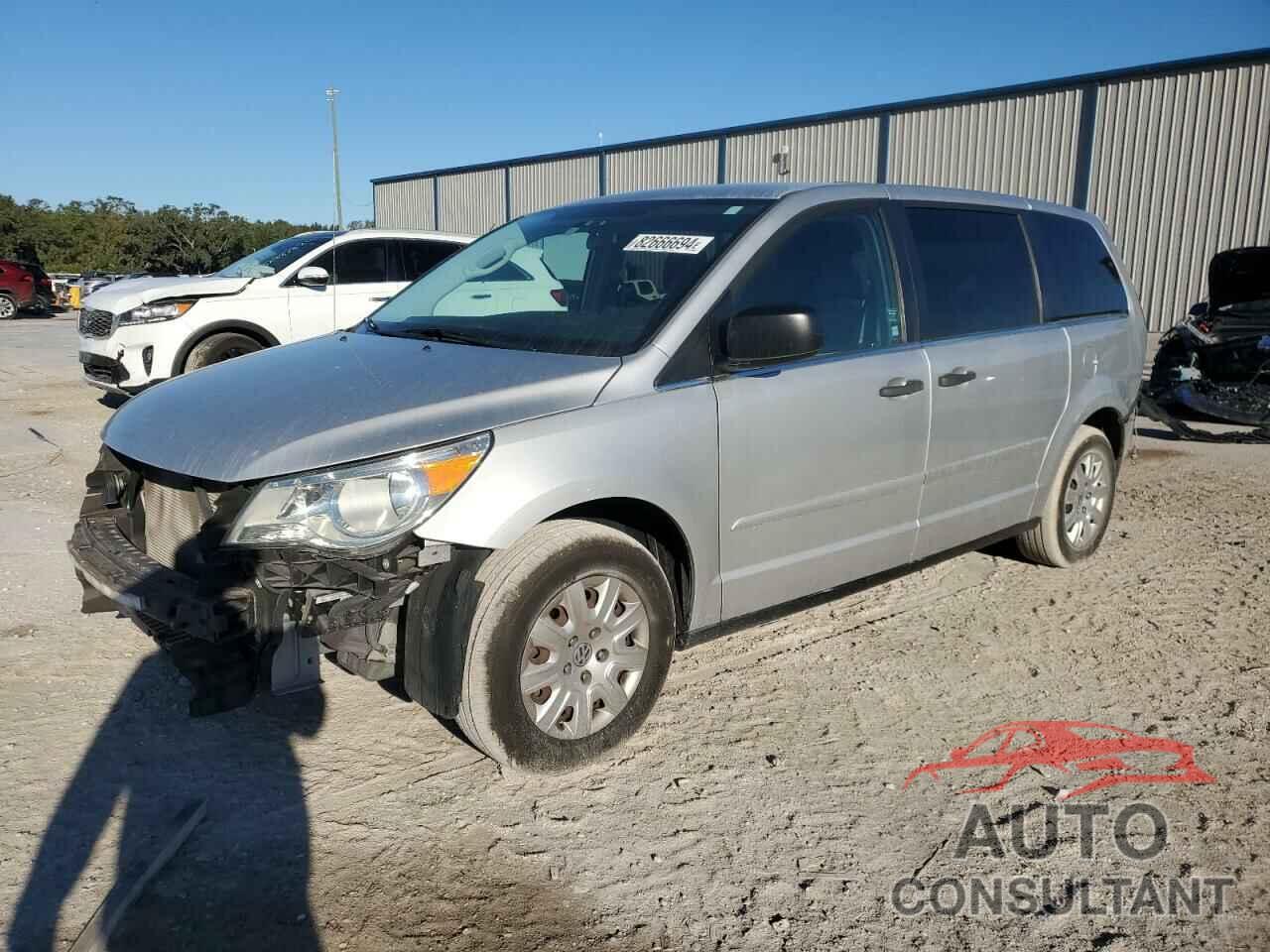 VOLKSWAGEN ROUTAN 2010 - 2V4RW4D11AR395660