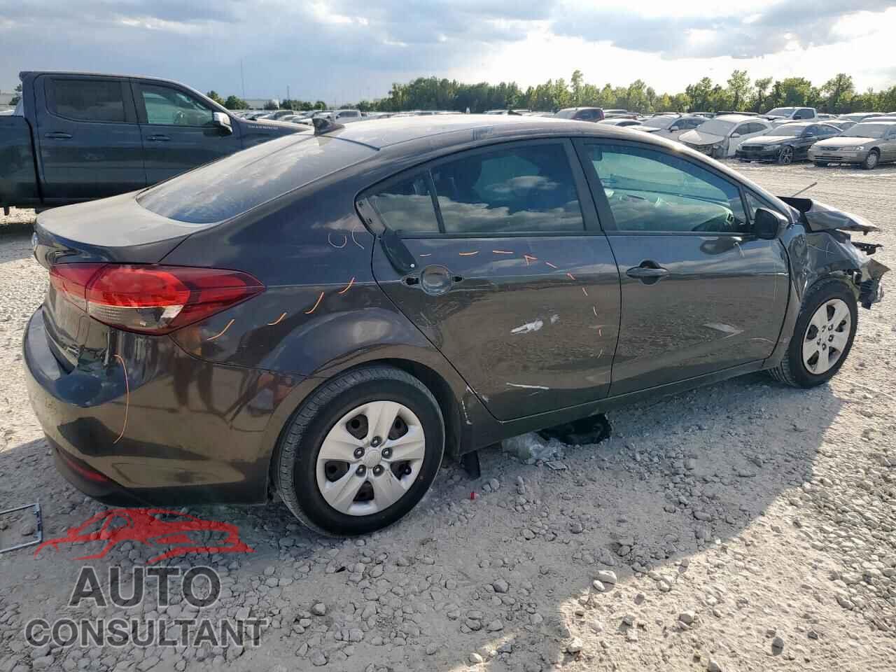 KIA FORTE 2017 - 3KPFK4A74HE041791