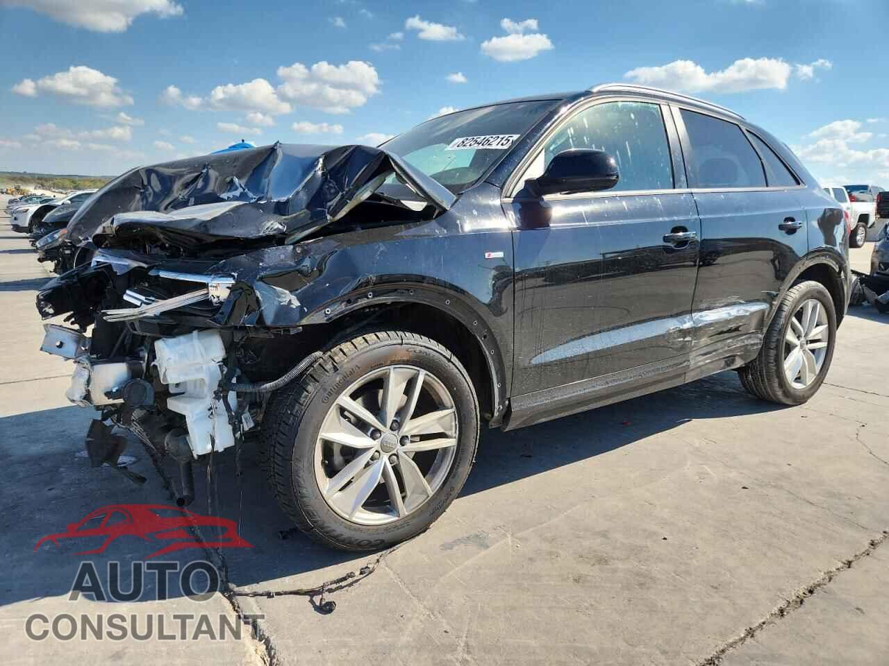 AUDI Q3 2018 - WA1BCCFS4JR018356