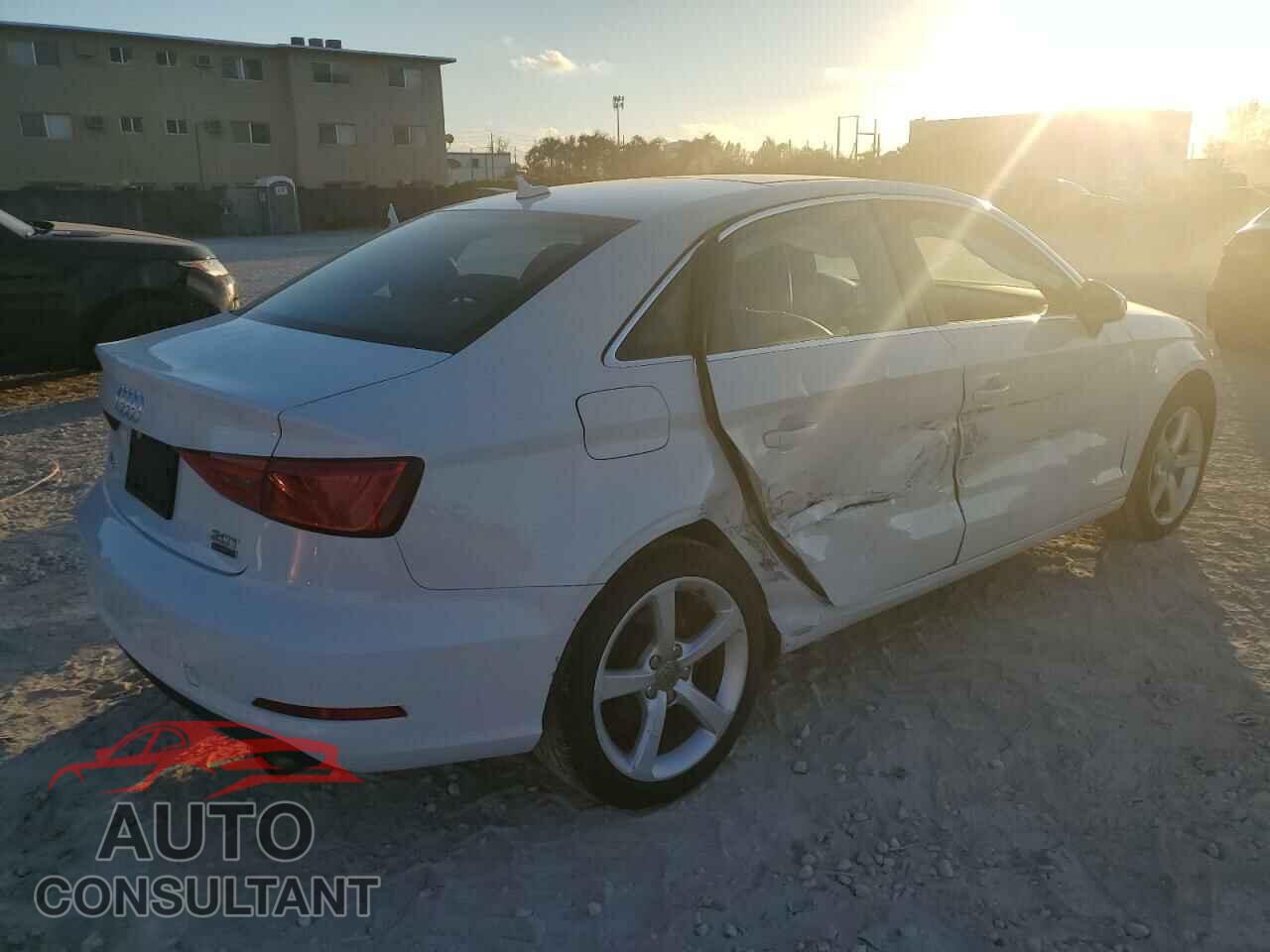 AUDI A3 2015 - WAUBFGFF7F1117327