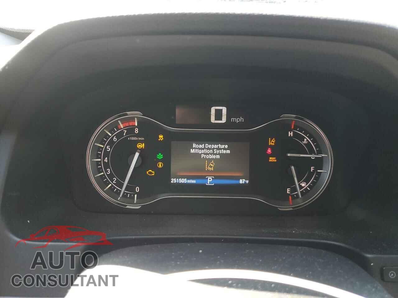 HONDA PILOT 2018 - 5FNYF5H90JB018096