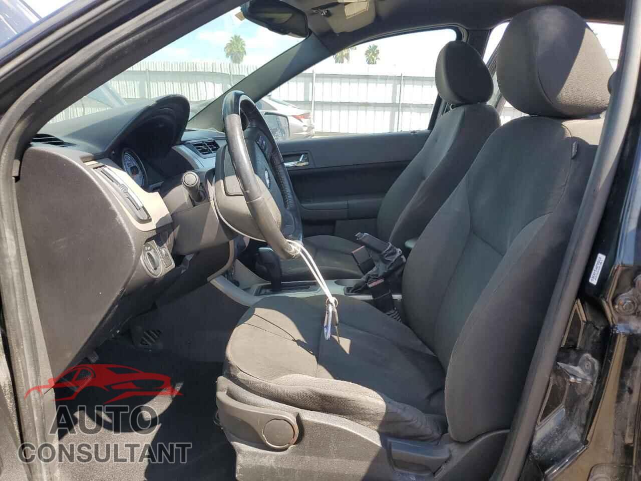 FORD FOCUS 2010 - 1FAHP3GN0AW266978
