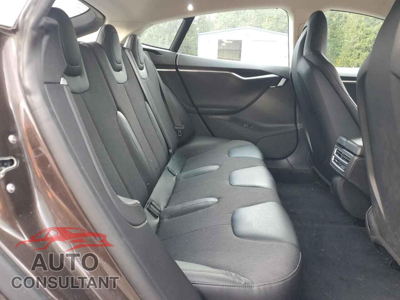 TESLA MODEL S 2013 - 5YJSA1CG7DFP19709