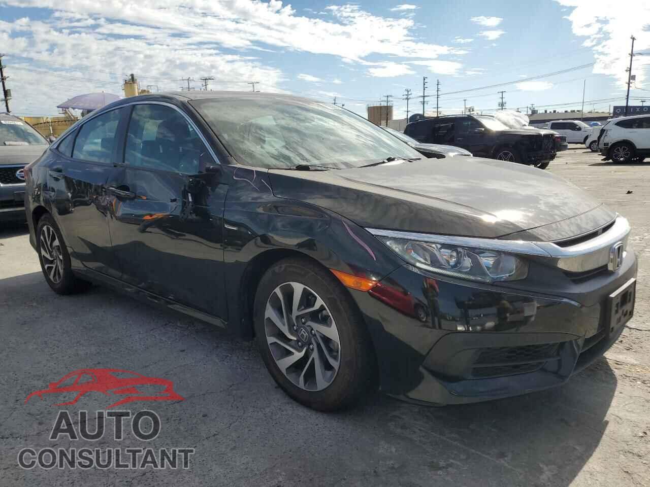 HONDA CIVIC 2018 - 2HGFC2F77JH583943