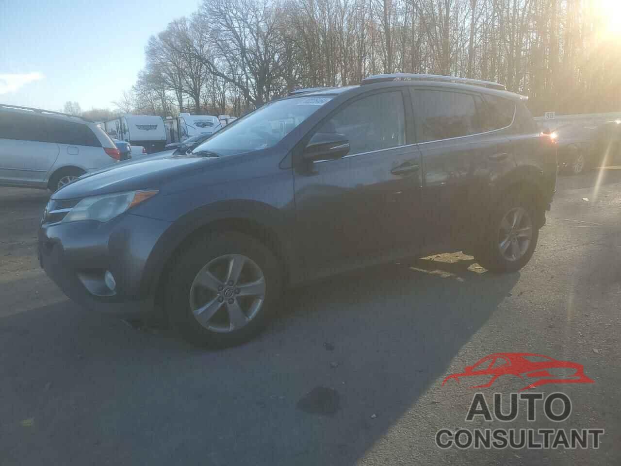 TOYOTA RAV4 2015 - JTMRFREV8FJ020918