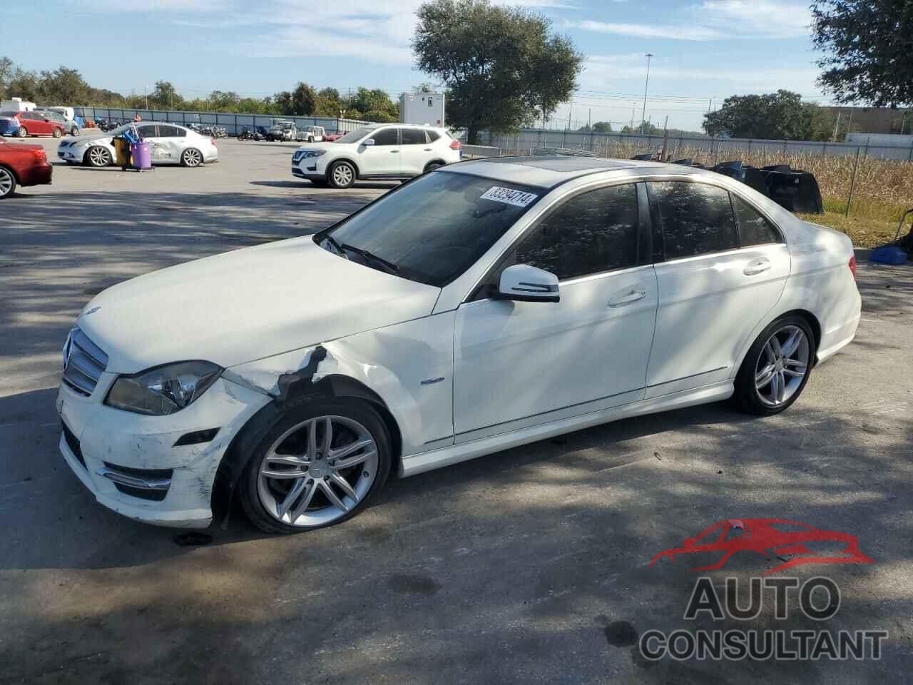 MERCEDES-BENZ C-CLASS 2012 - WDDGF4HB6CR215060