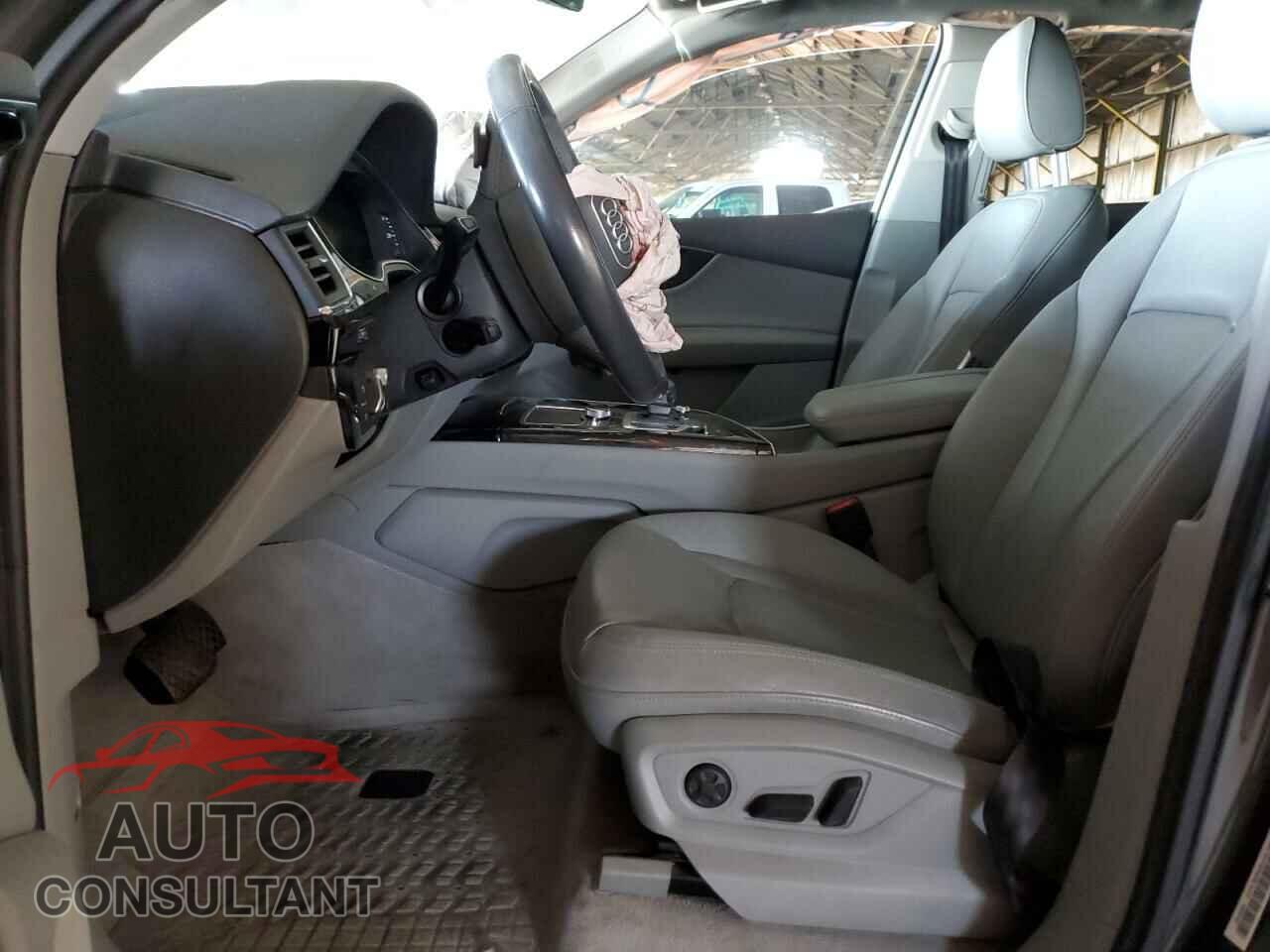 AUDI Q7 2018 - WA1VAAF77JD054641