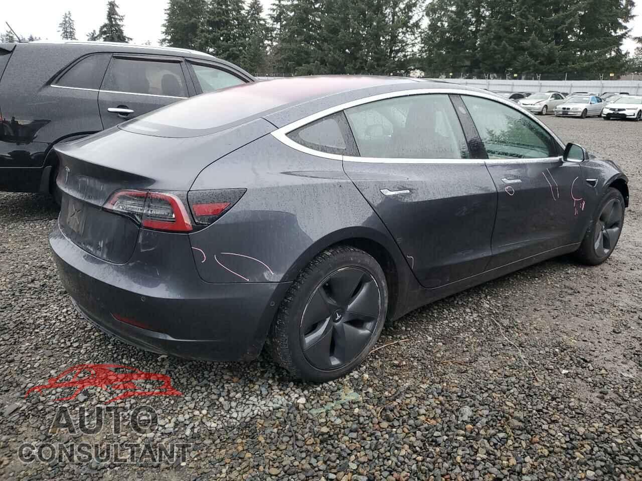 TESLA MODEL 3 2018 - 5YJ3E1EA9JF002869