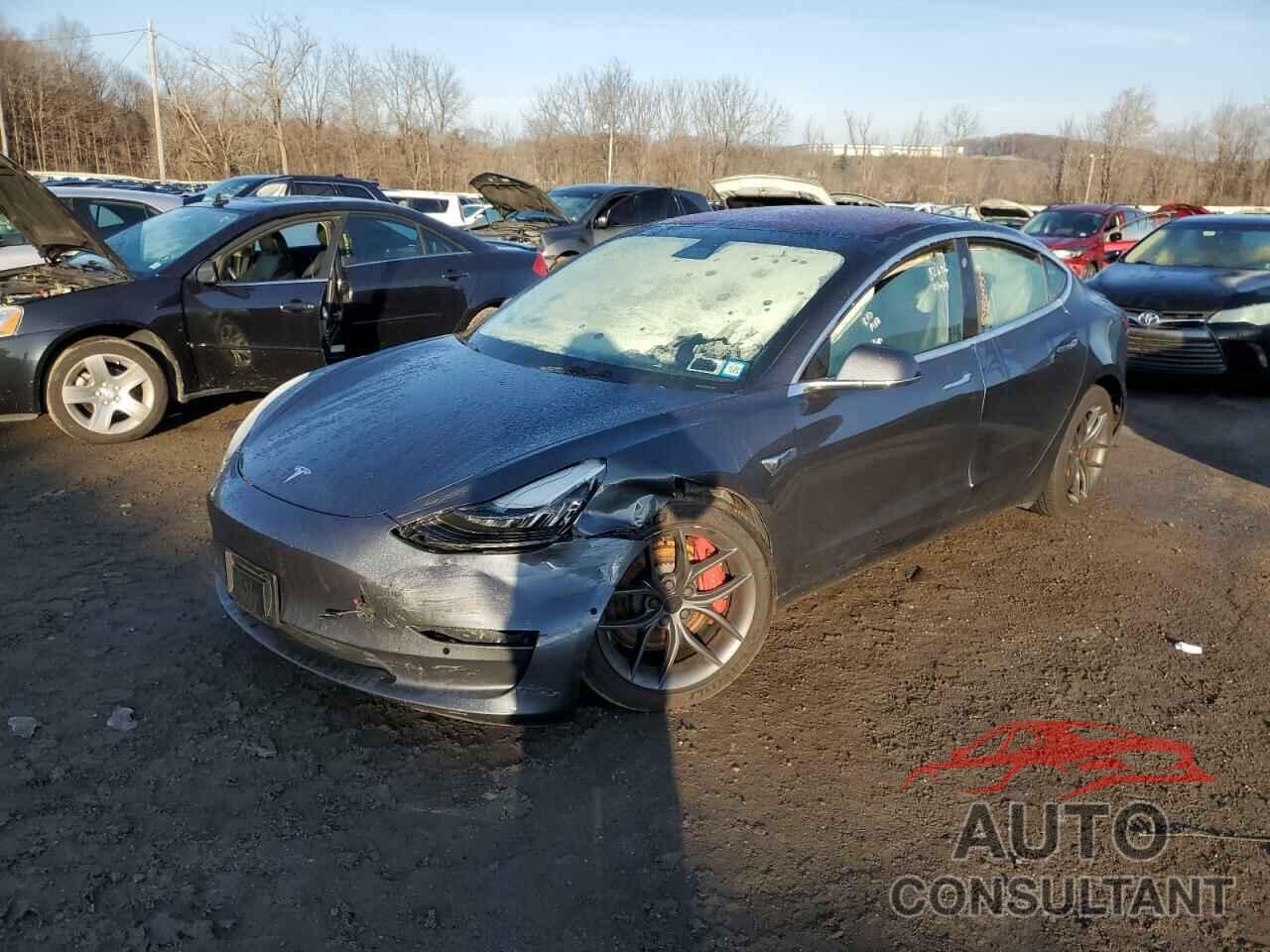 TESLA MODEL 3 2018 - 5YJ3E1EBXJF072969