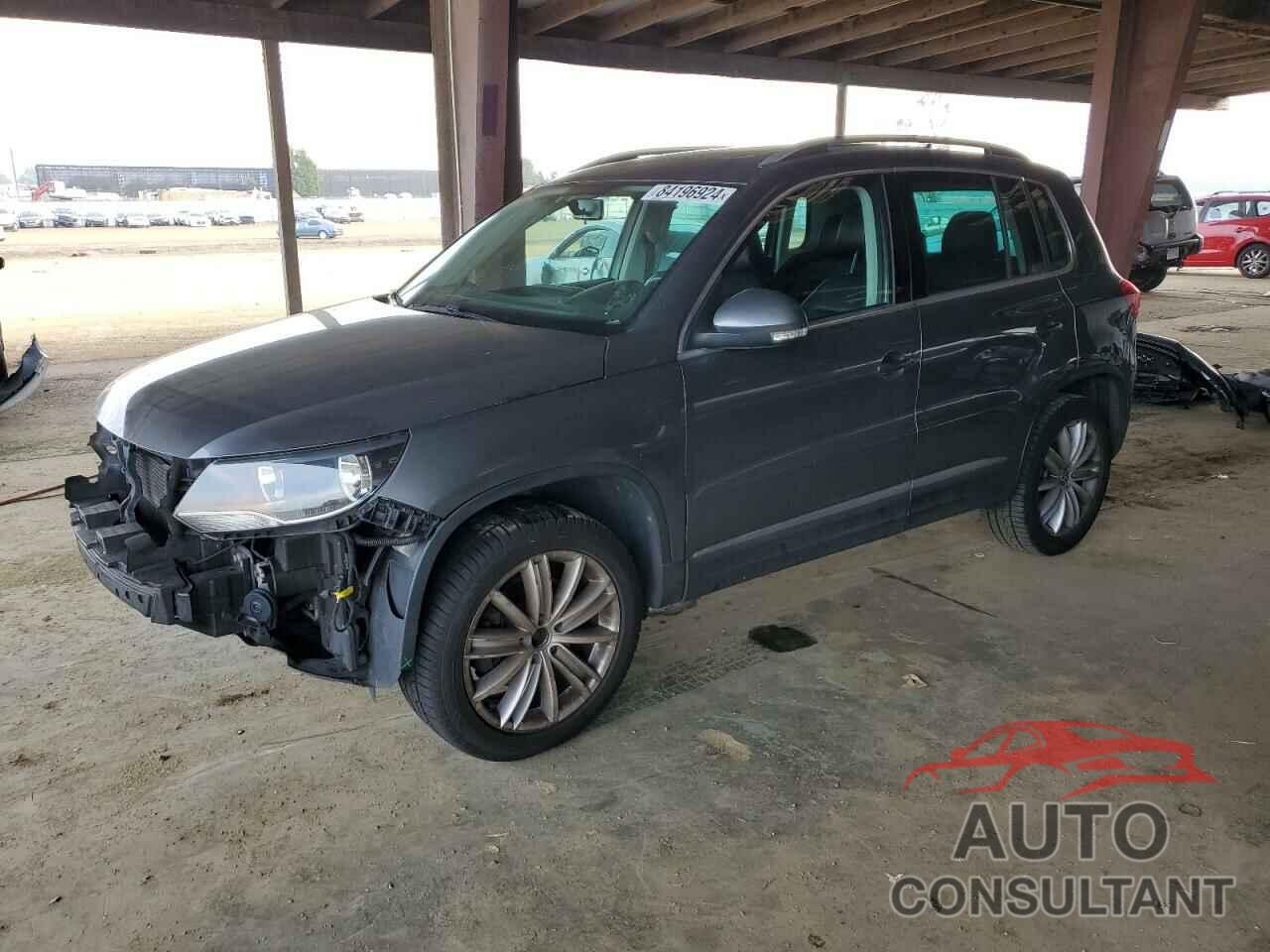 VOLKSWAGEN TIGUAN 2013 - WVGBV7AX5DW015462