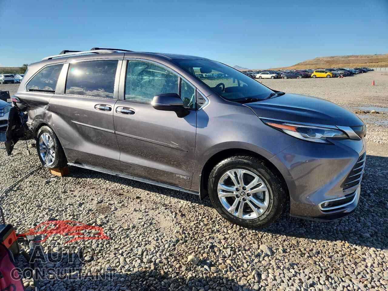 TOYOTA SIENNA 2021 - 5TDESKFC2MS037518