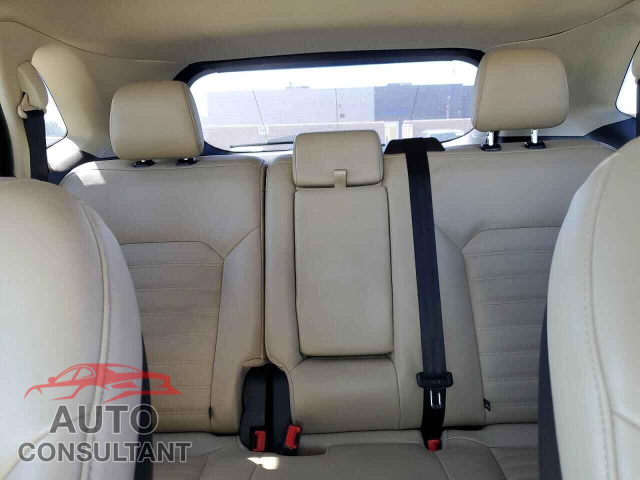FORD EDGE 2019 - 2FMPK3J92KBB10245