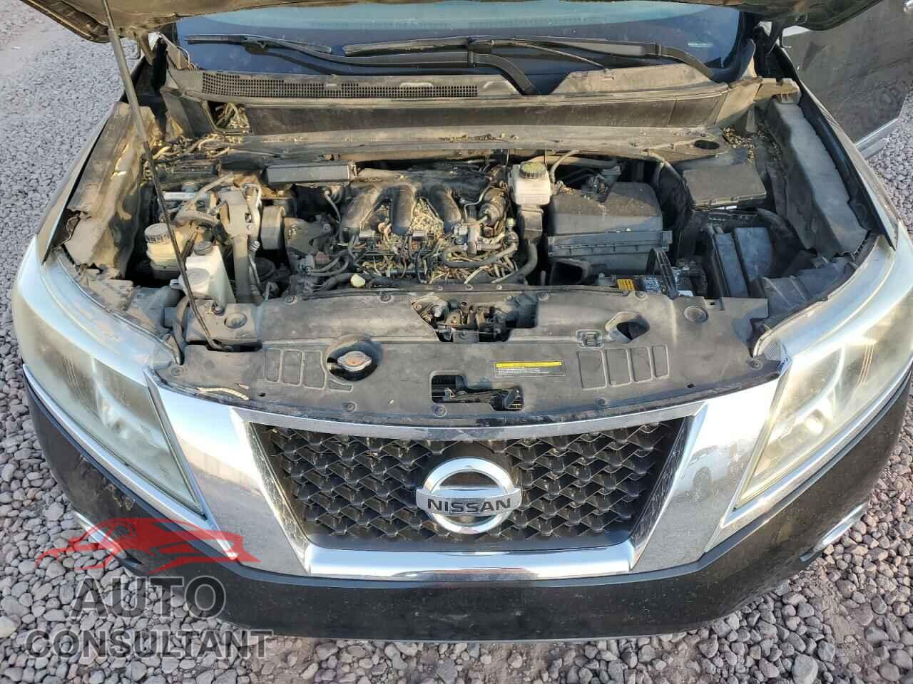NISSAN PATHFINDER 2013 - 5N1AR2MM4DC658004