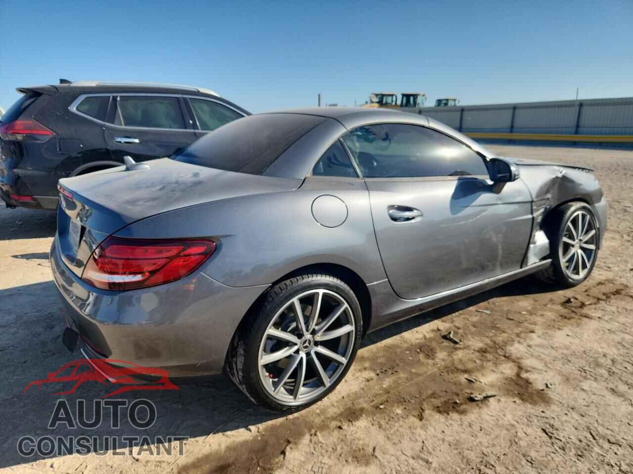 MERCEDES-BENZ SLC-CLASS 2018 - WDDPK3JA8JF148080