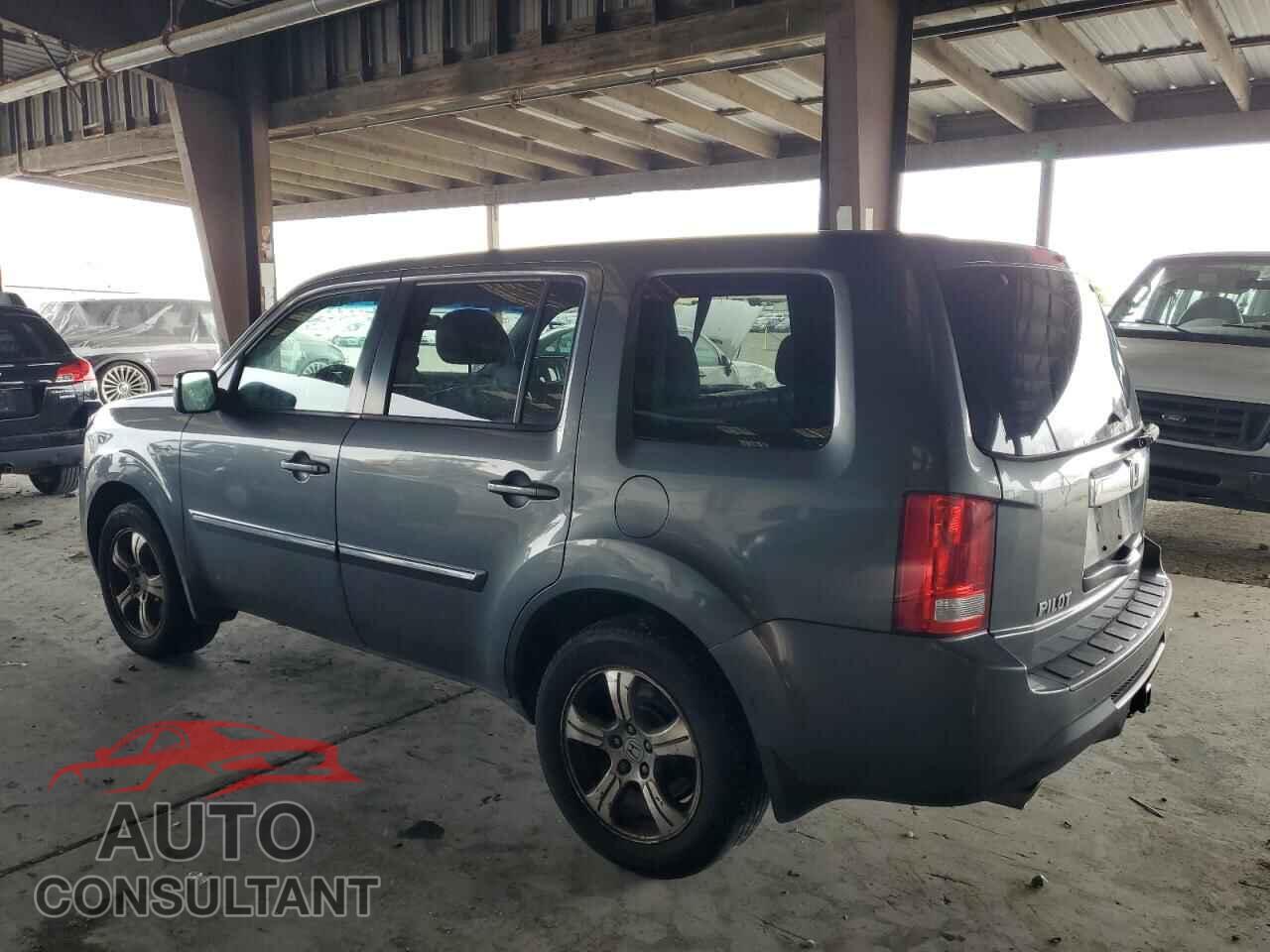 HONDA PILOT 2012 - 5FNYF4H50CB057927
