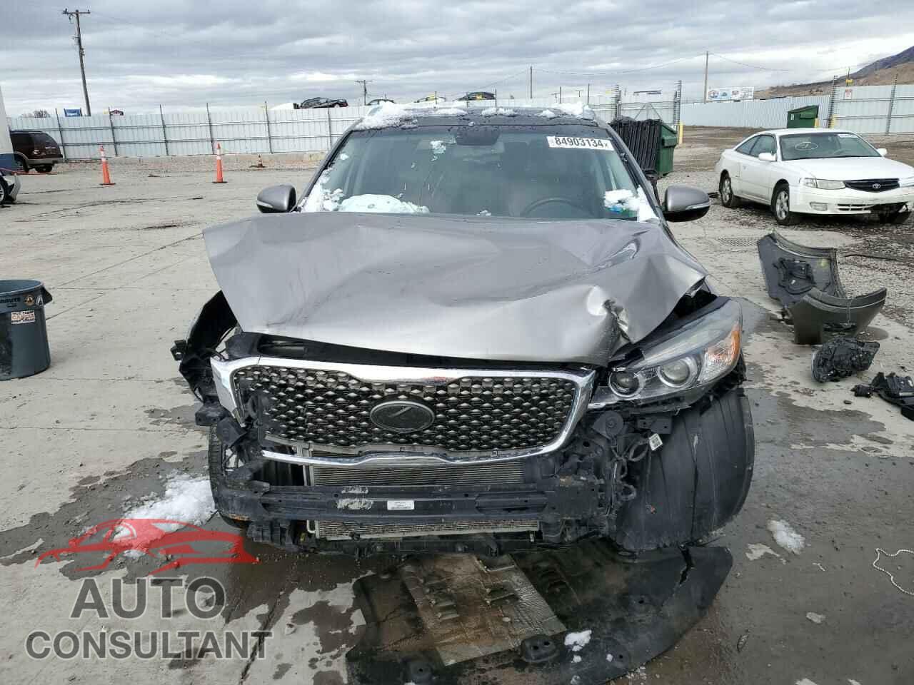 KIA SORENTO 2017 - 5XYPKDA54HG228258