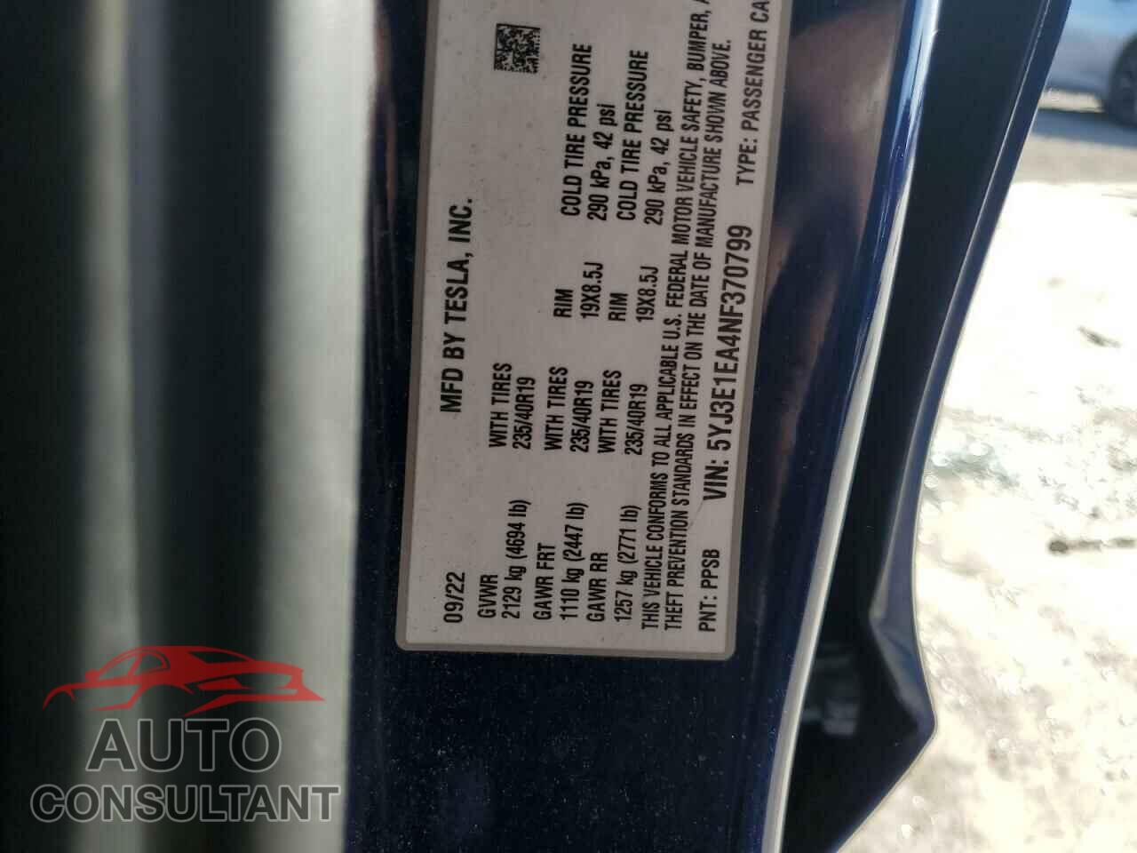 TESLA MODEL 3 2022 - 5YJ3E1EA4NF370799