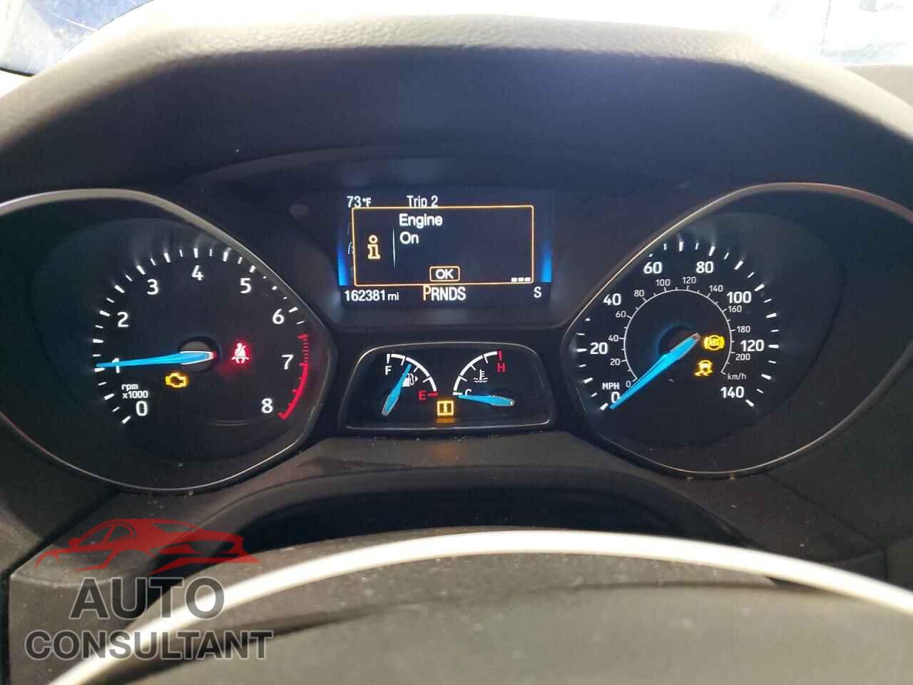 FORD FOCUS 2018 - 1FADP3FE1JL320113
