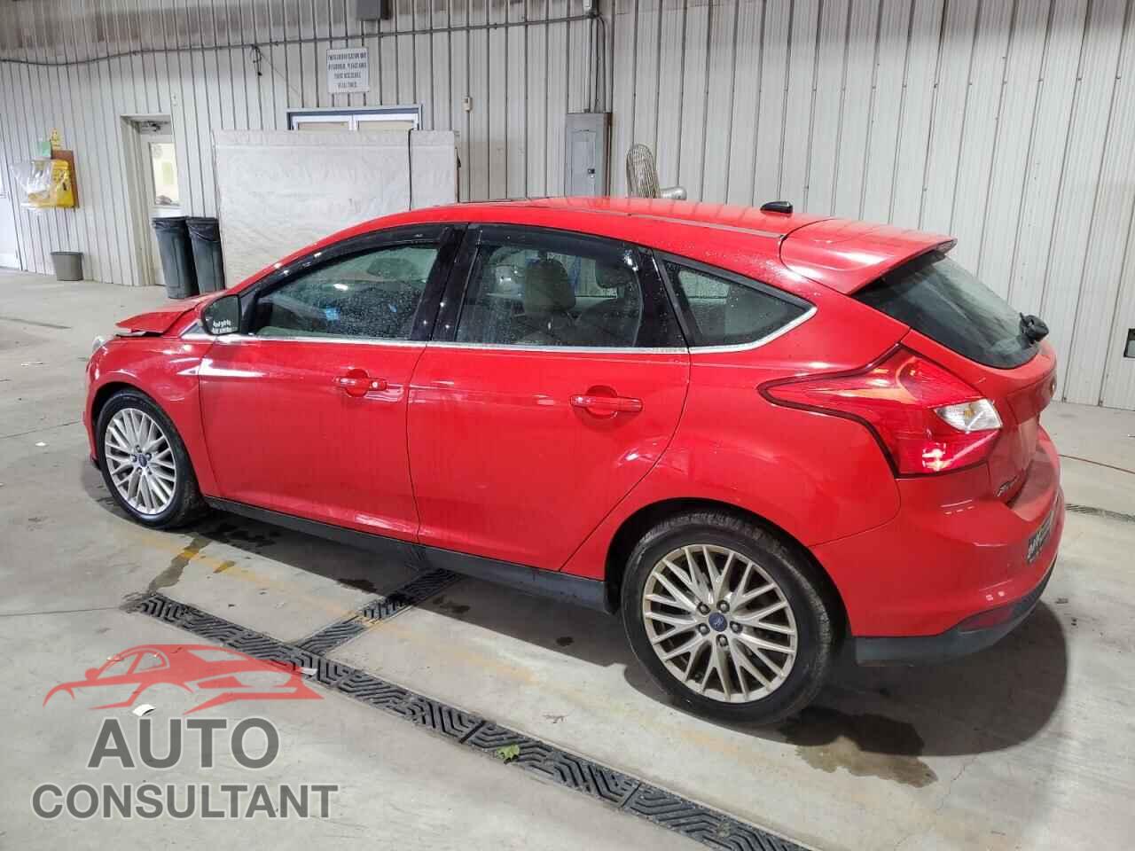 FORD FOCUS 2012 - 1FAHP3M22CL357815