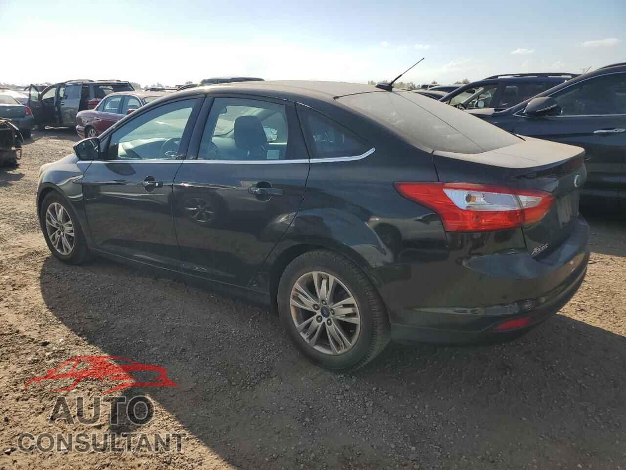FORD FOCUS 2012 - 1FAHP3H22CL164574