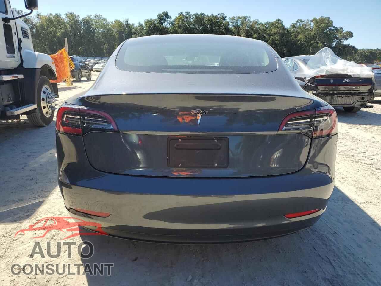 TESLA MODEL 3 2023 - 5YJ3E1EA4PF700251