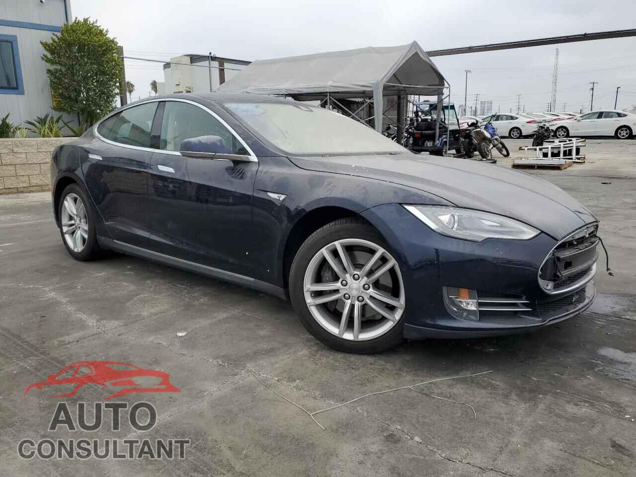 TESLA MODEL S 2014 - 5YJSA1H1XEFP66819