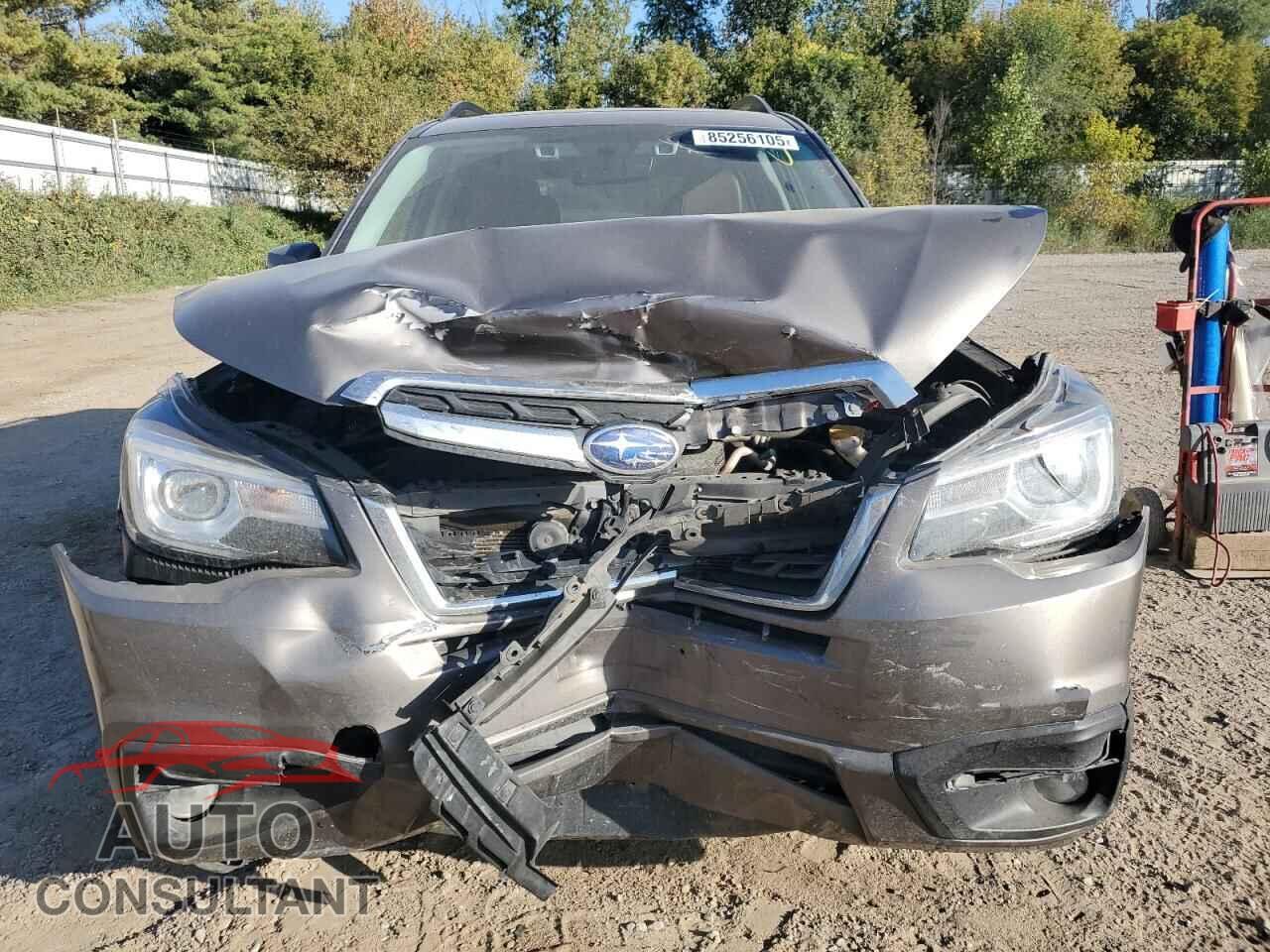 SUBARU FORESTER 2017 - JF2SJAWC6HH512082