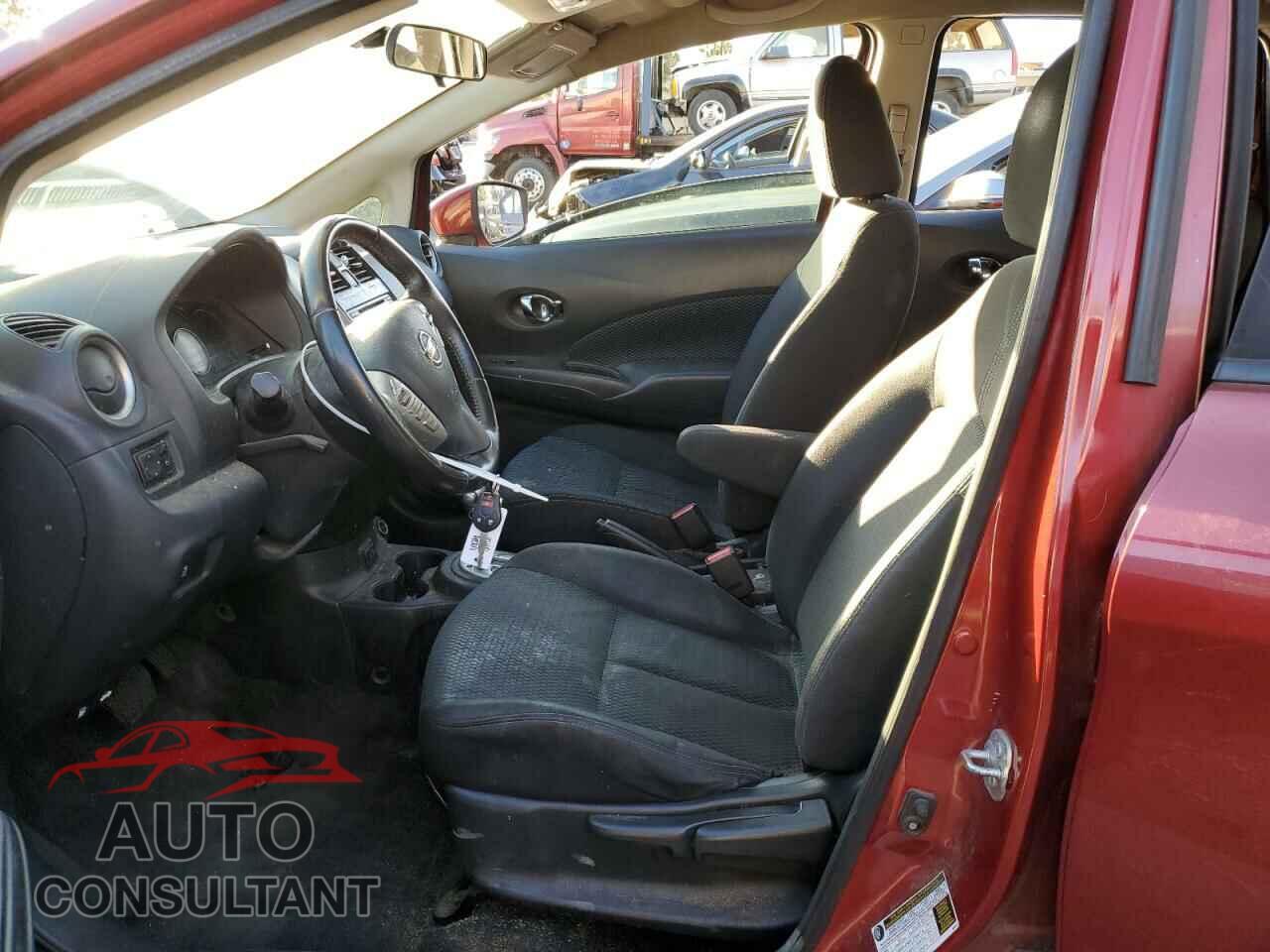 NISSAN VERSA 2017 - 3N1CE2CP8HL364364