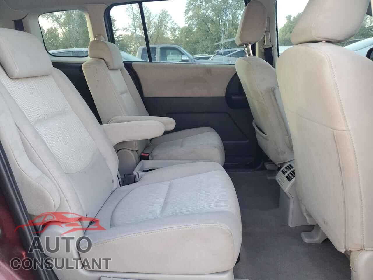 MAZDA 5 2010 - JM1CR2W39A0367075