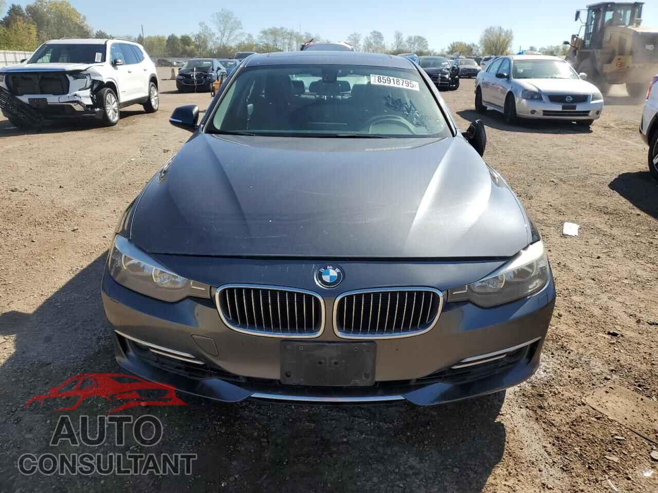 BMW 3 SERIES 2013 - WBA3B3C52DF535217