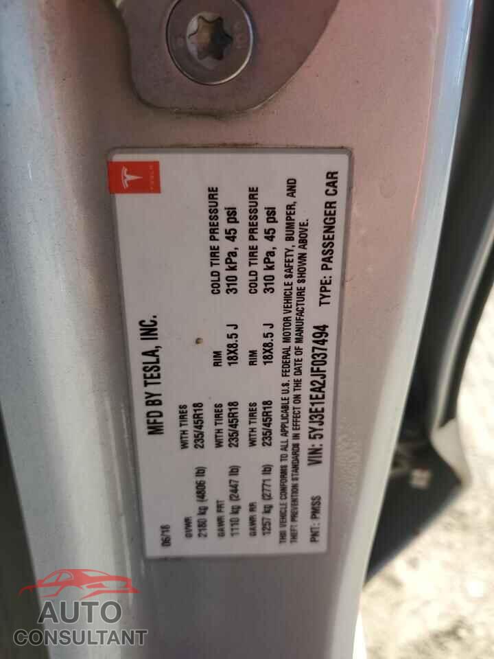 TESLA MODEL 3 2018 - 5YJ3E1EA2JF037494