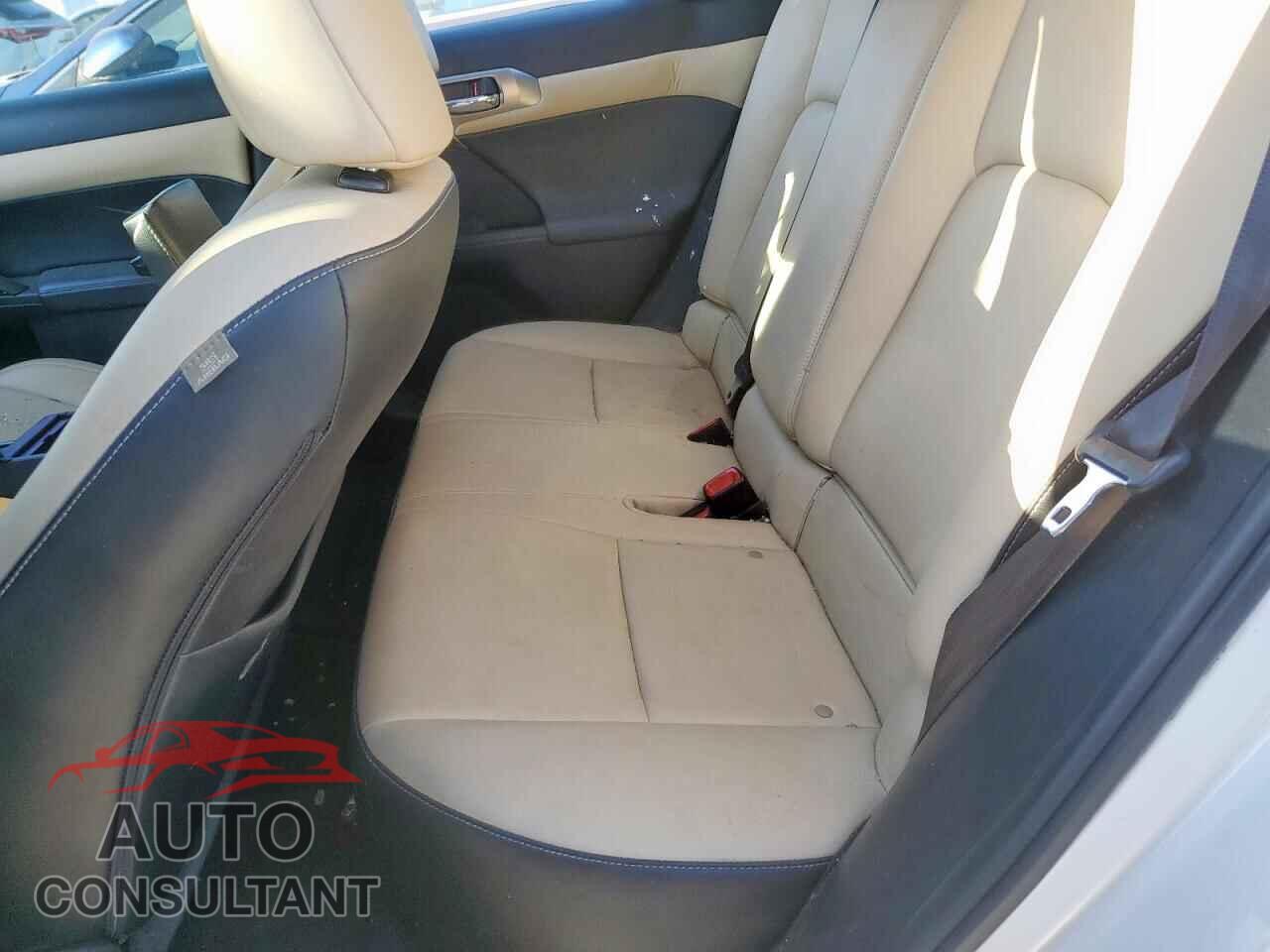 LEXUS CT 200 2015 - JTHKD5BH6F2223345