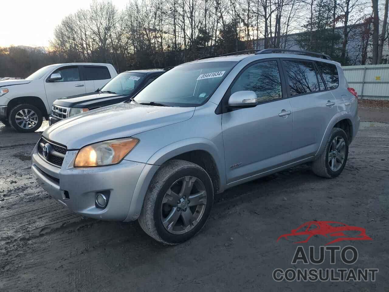 TOYOTA RAV4 2011 - JTMRF4DV3B5039660