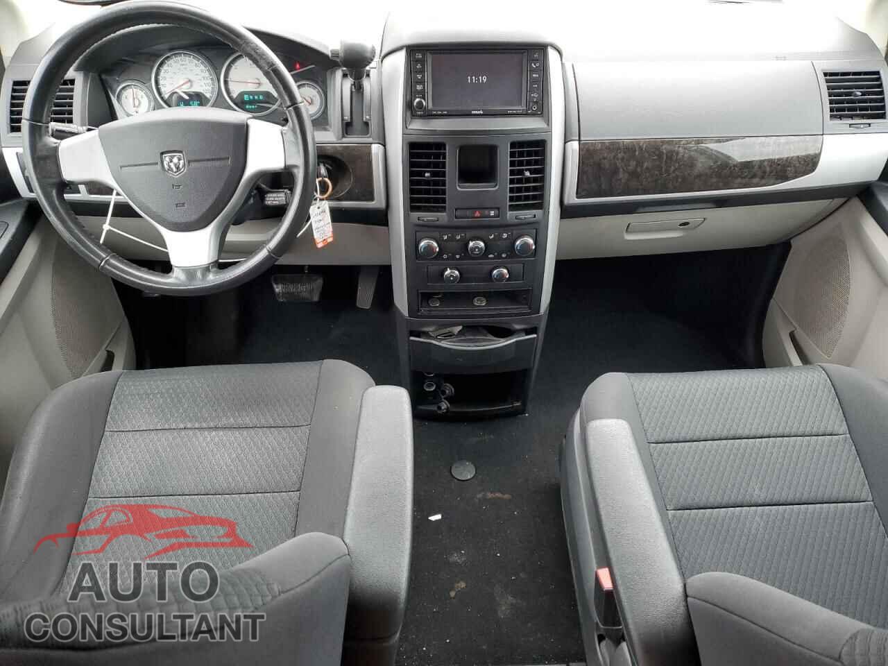 DODGE CARAVAN 2010 - 2D4RN5D12AR439560