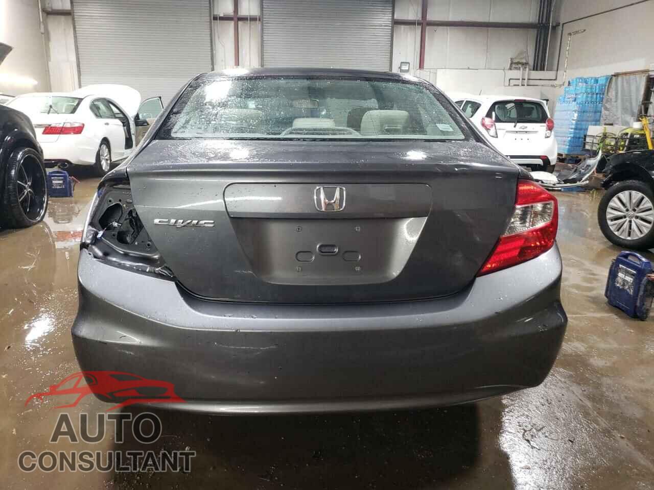 HONDA CIVIC 2012 - 2HGFB2F57CH563793