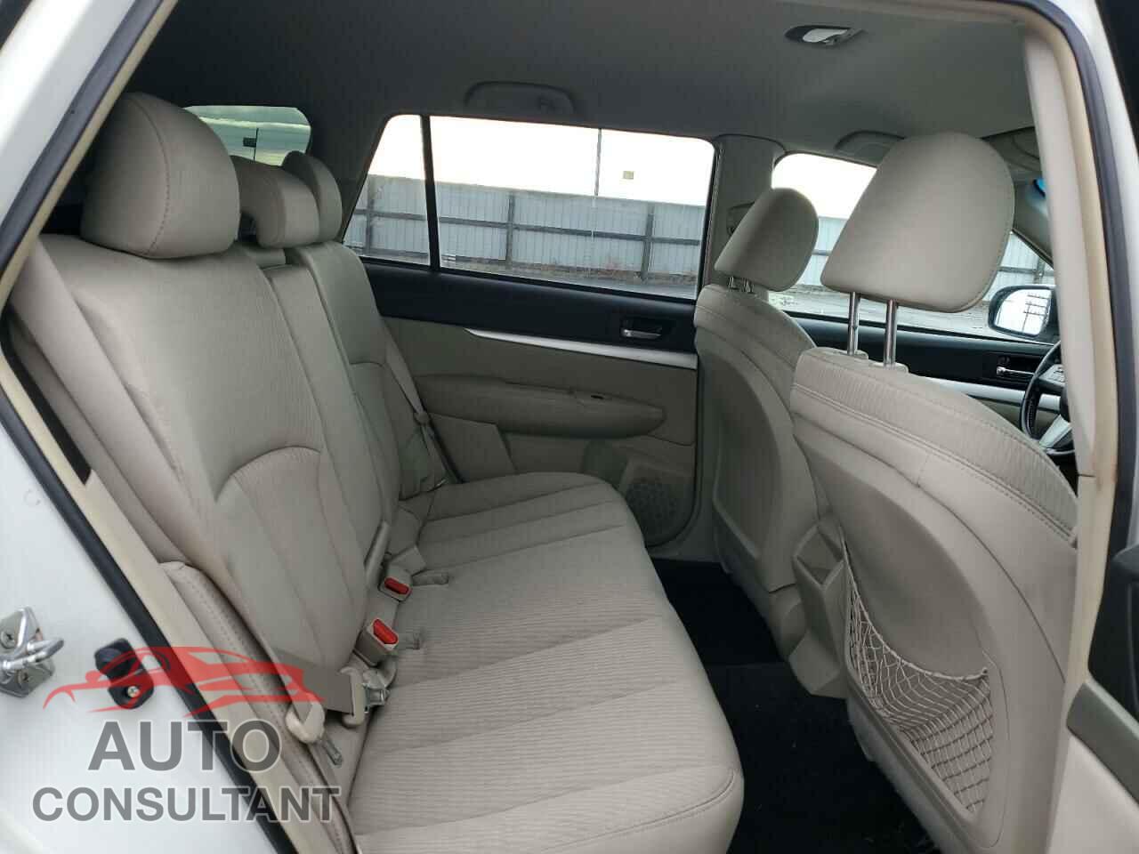 SUBARU OUTBACK 2011 - 4S4BRBCC5B3424058