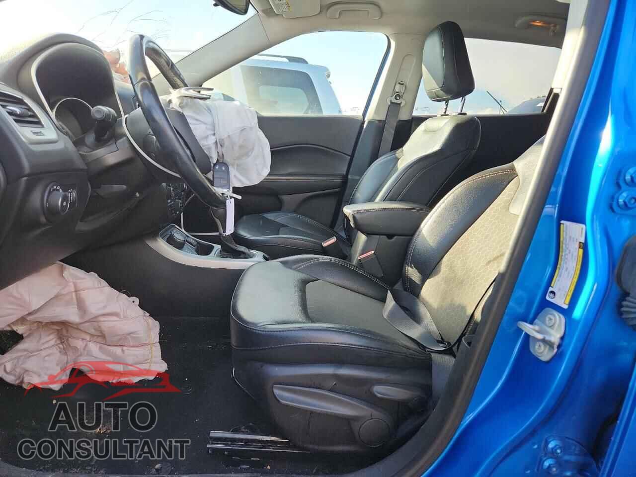 JEEP COMPASS 2019 - 3C4NJDBB8KT596988