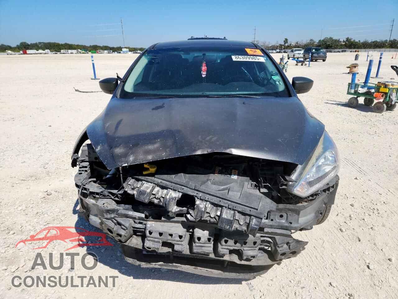 FORD FOCUS 2018 - 1FADP3E20JL321521