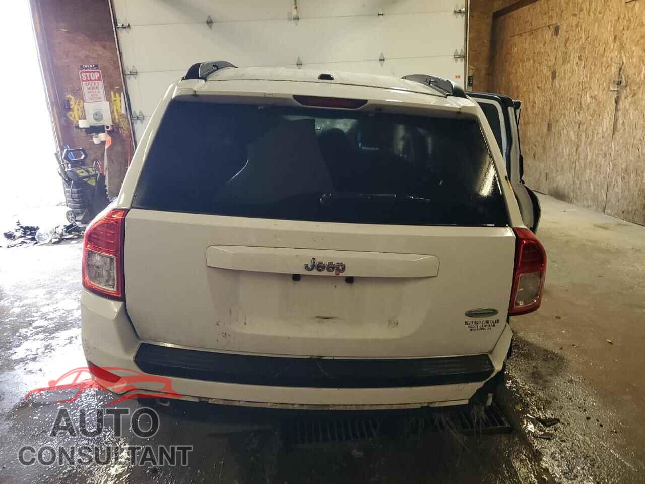 JEEP COMPASS 2011 - 1J4NT1FB2BD203909
