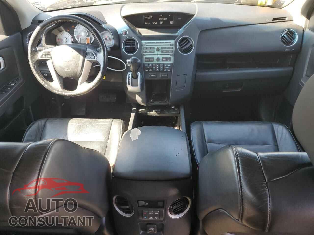 HONDA PILOT 2011 - 5FNYF4H66BB098473