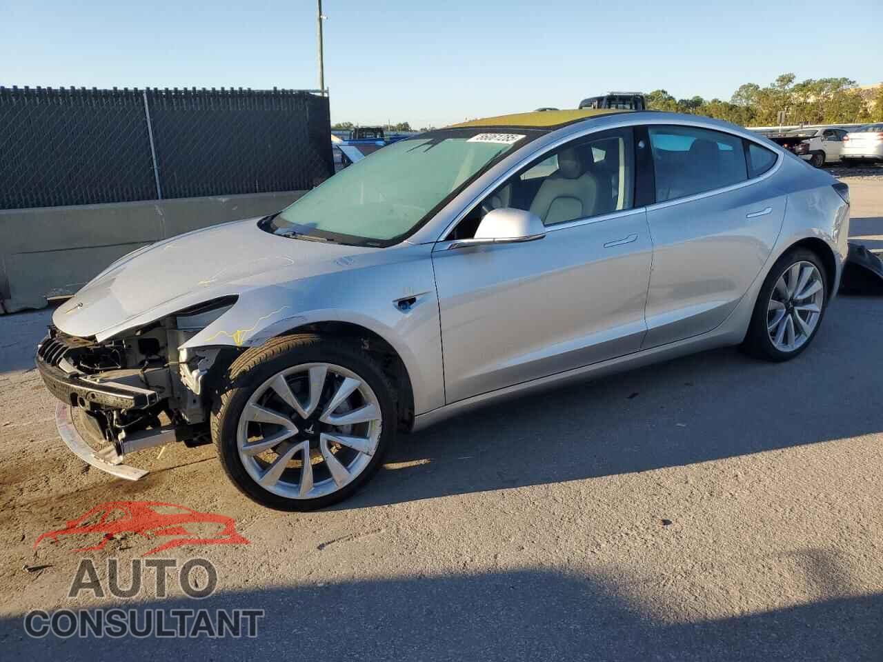 TESLA MODEL 3 2018 - 5YJ3E1EA4JF007901