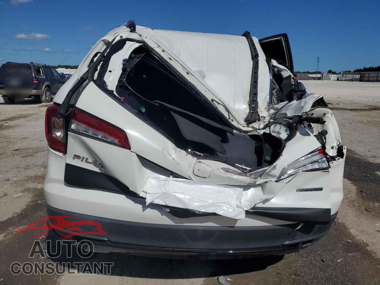 HONDA PILOT 2021 - 5FNYF5H23MB045378