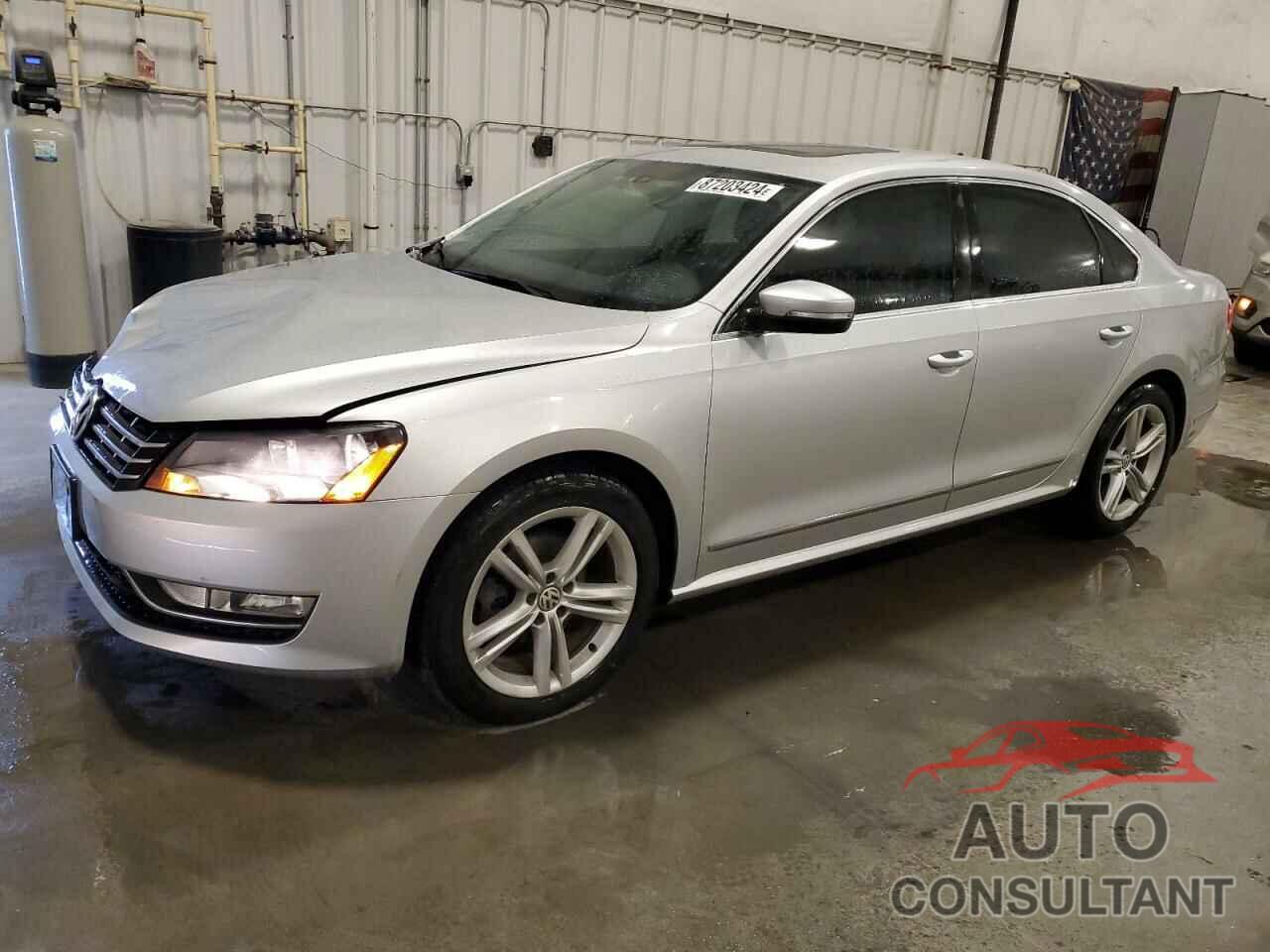 VOLKSWAGEN PASSAT 2014 - 1VWBN7A39EC006264