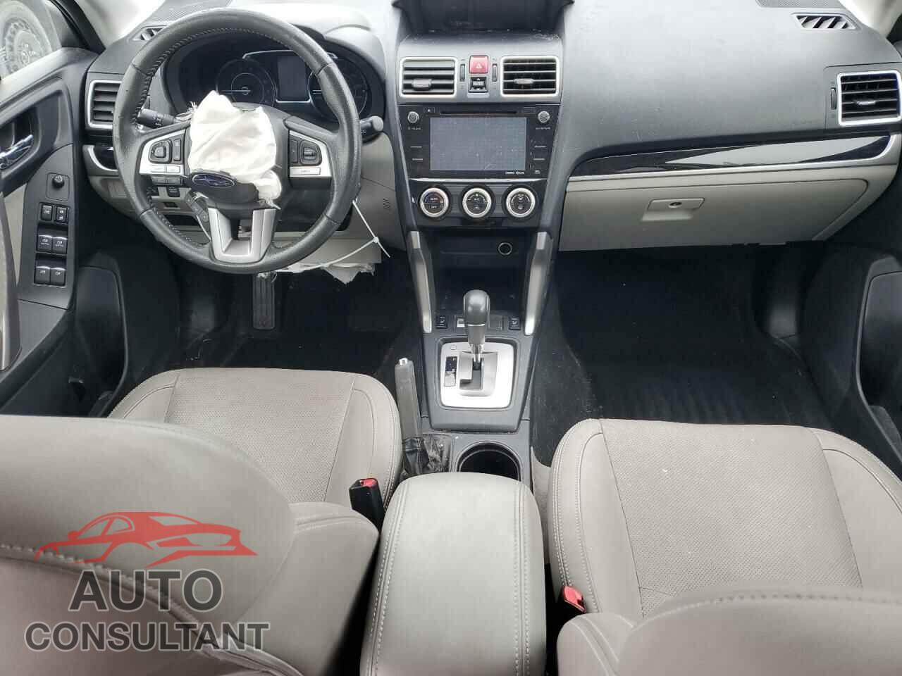 SUBARU FORESTER 2017 - JF2SJAJC9HH412436