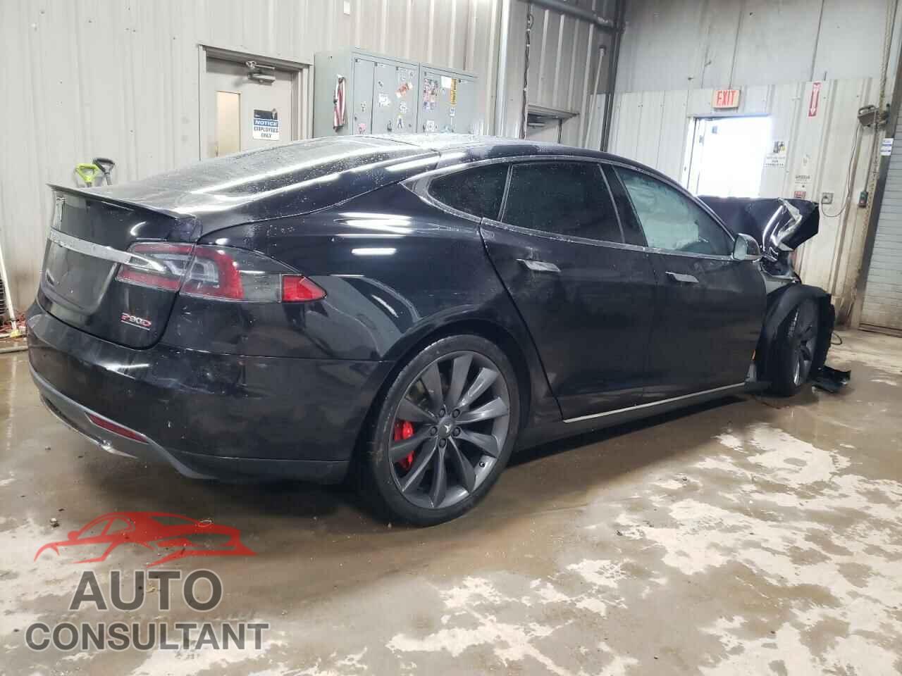 TESLA MODEL S 2015 - 5YJSA1V47FF096677