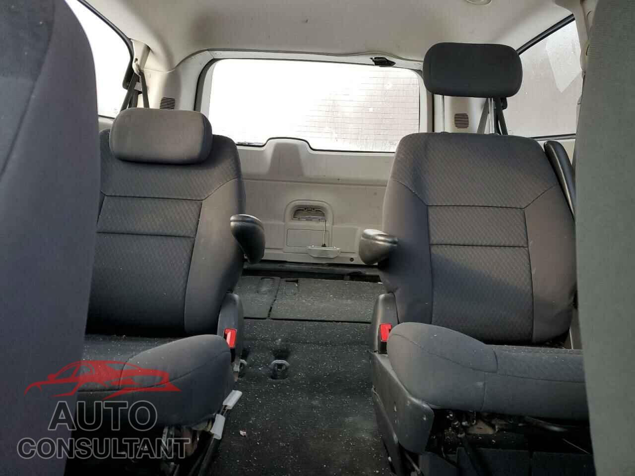 DODGE CARAVAN 2010 - 2D4RN4DE2AR171025