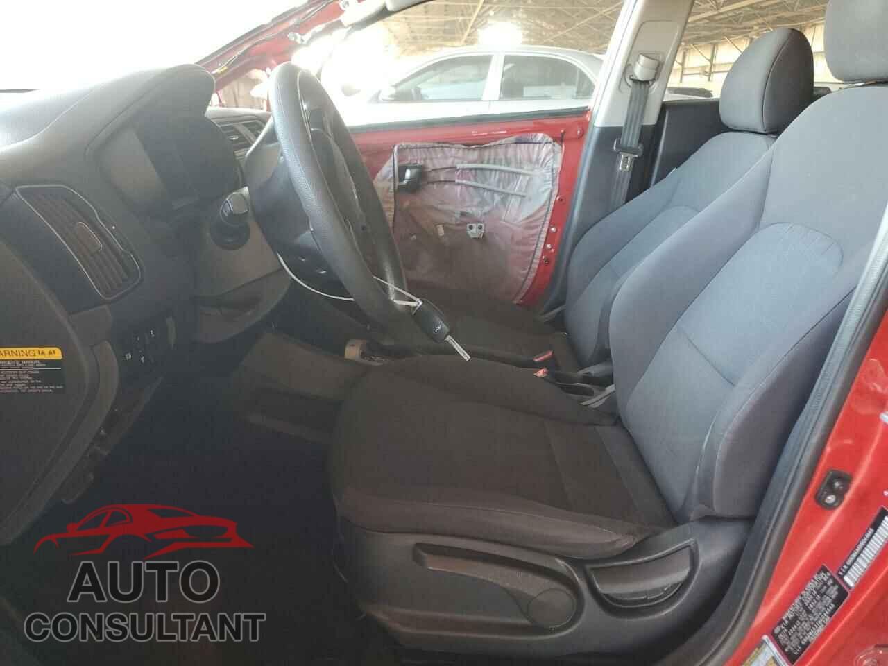 KIA RIO 2017 - KNADM4A31H6044648