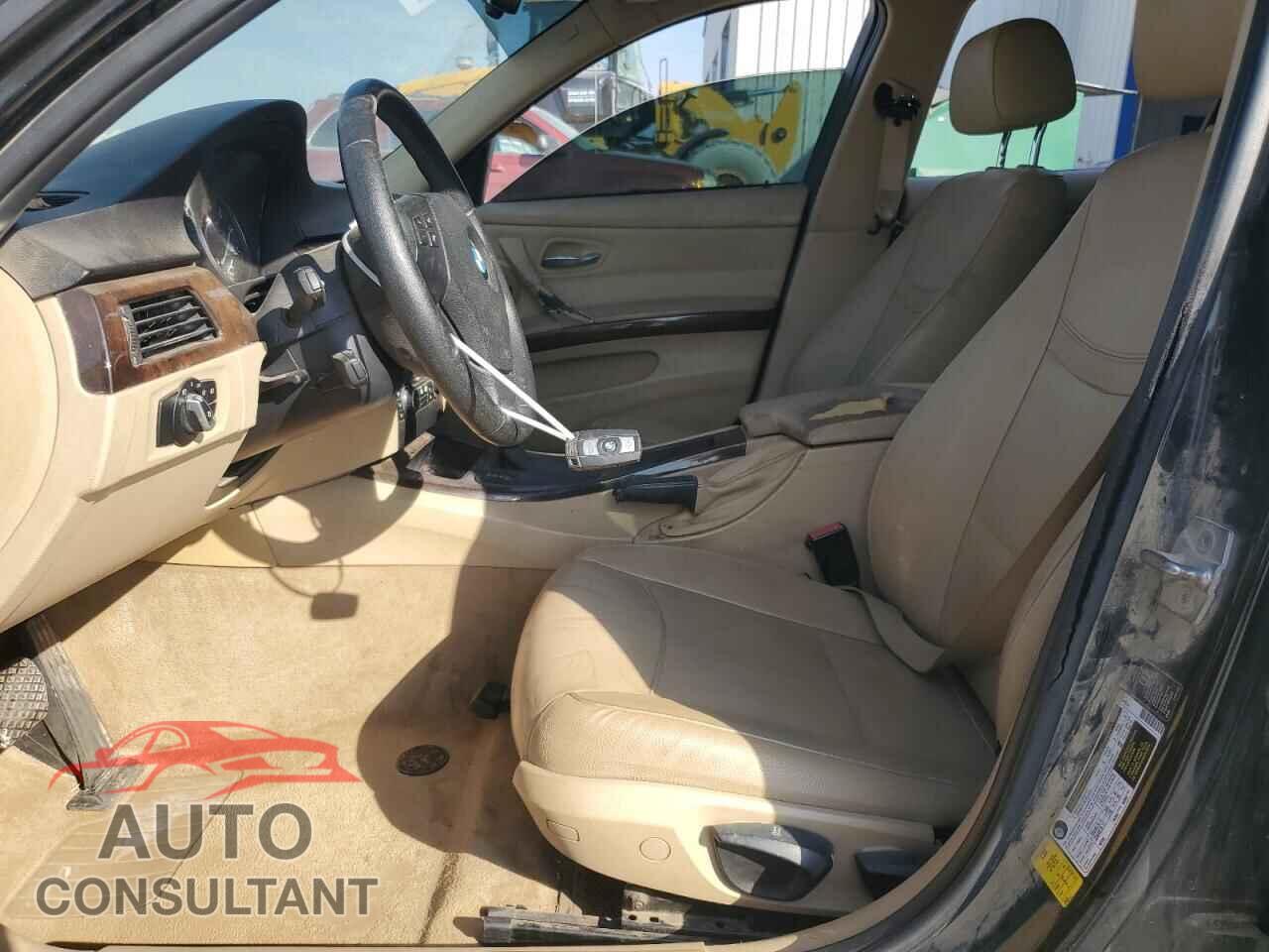 BMW 3 SERIES 2011 - WBAPH5C56BF093275